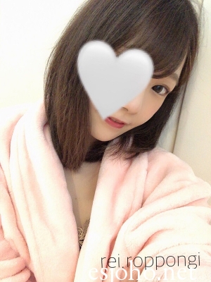 六本木れい