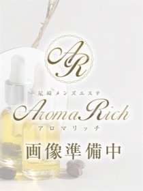 優木かほ