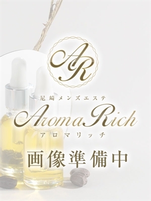 優木かほ