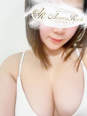 有坂れな
