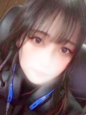 綾部 まりあ